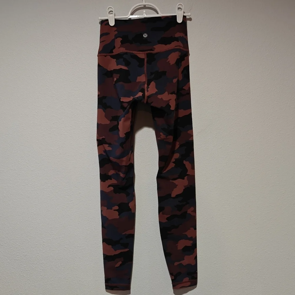NWOT Lululemon High Waisted Leggings Size 4 Camo Camouflage Wunder Under
